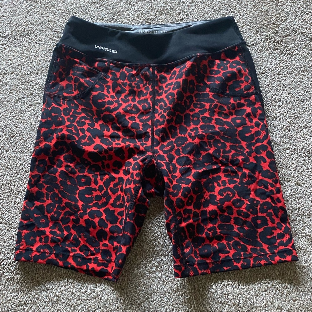 Unbridled Animal Leopard Print Bike Shorts. Size Small